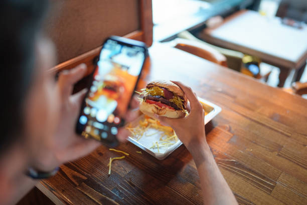 Food Influencer Marketing: How to Choose Creators Who Drive Grocery Sales thumbnail